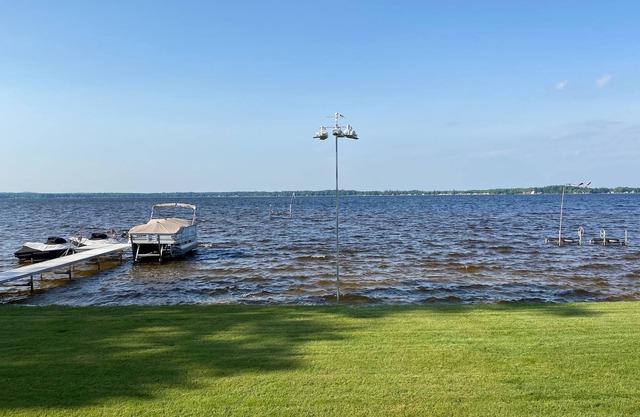 Cute lakefront cottage on Lake Mitchell in Cadillac, Michigan