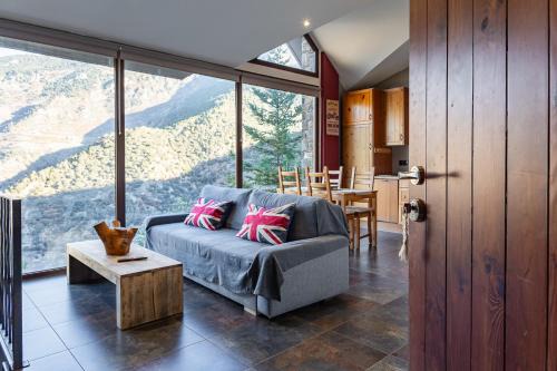 Dúplex Renovado con Vistas Impresionantes