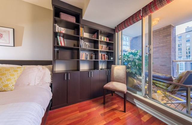 D30 - 1 Bedroom on Beach Ave
