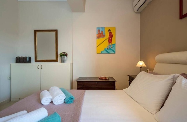 Danae's House Elegant Residence in Chalepa, Chania