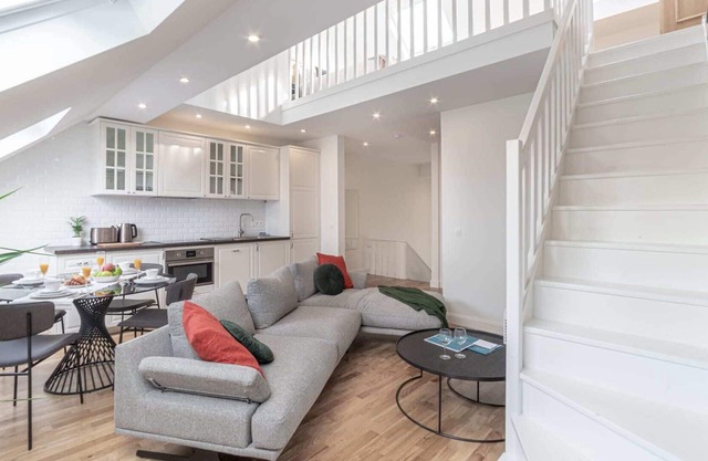 Dansaert VIII - Two Bedroom Apartment, Sleeps 4