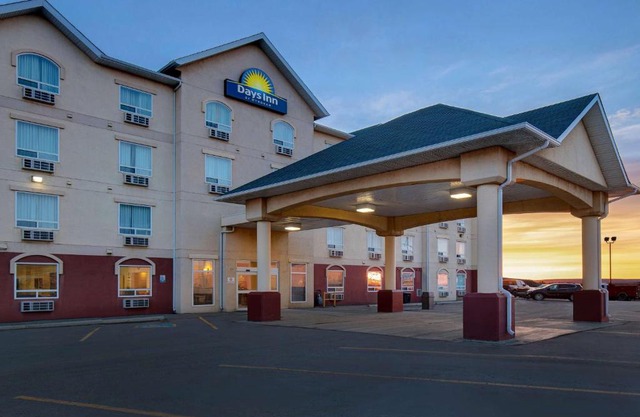 Days Inn by Wyndham Dawson Creek