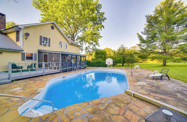 Dayton Home w/Pool & Deck on 37 Private Acres!