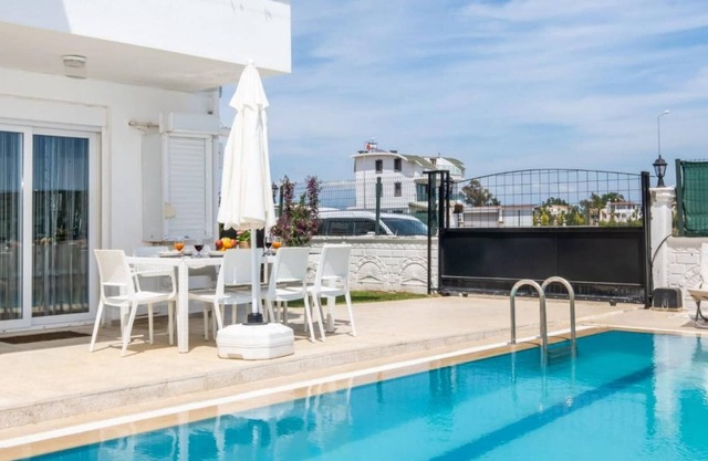 Dazzling Villa with Private Pool in Antalya