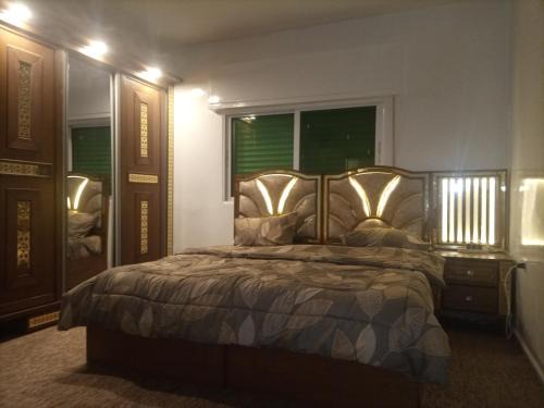 Decapolis with garden