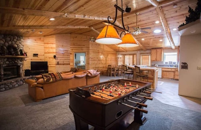 DeCarlo House Big Bear Lake