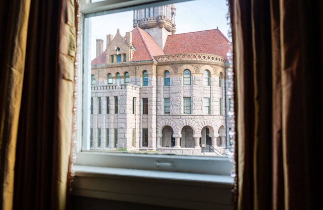 Decatur CourtHouse Suites