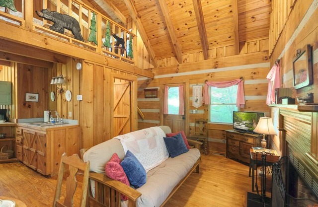 Deck, Jetted Tub, Wi-fi, Near National Park