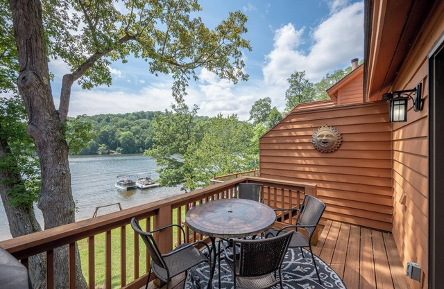 Deep Creek Fun w/Hot Tub, Dock & Fireplace