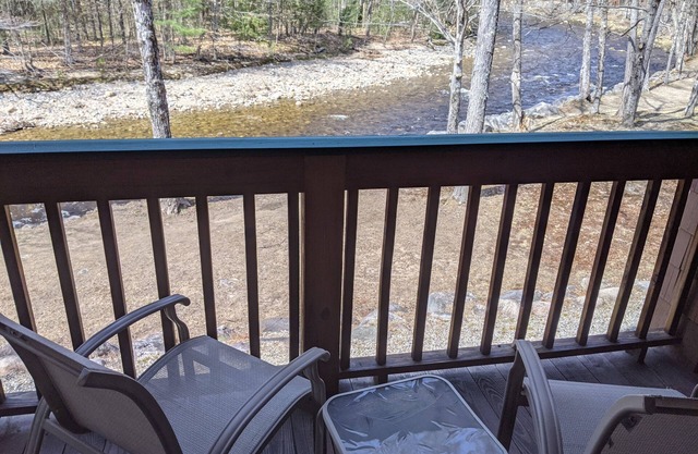 Deer Park River View Condo