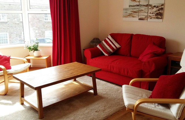 Delightful Devon home, close to shops, pub, country walks and beautiful Exmoor