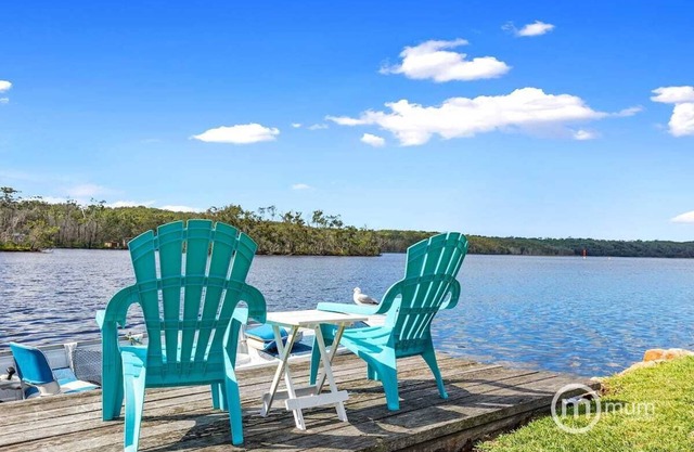 Dells Lakeside Cottage @ Lake Conjola