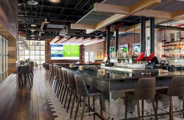 Delta Hotels by Marriott Indianapolis Airport