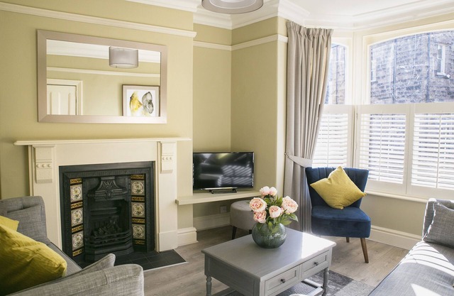 Deluxe 4 bedroom town house