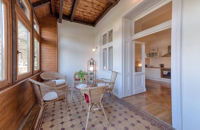 Deluxe Apartment (Top 1) - two bedrooms & winter garden & conservatory -Landhaus Blauer Spatz
