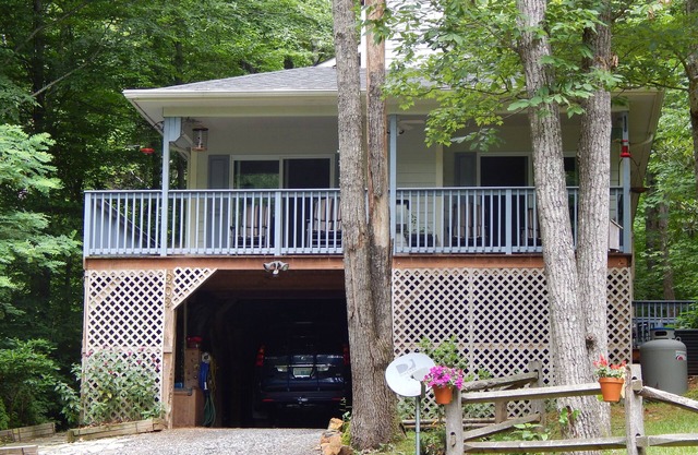 Deluxe Bargain Priced 2/2 Mtn Home Near Blue Ridge Pky w/Outdoor Fireplace WIFI