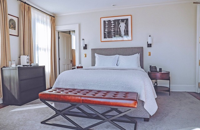 Deluxe Corner Room, Hotel Fauchere, Pet-Friendly, Outdoor Fireplace, Downtown