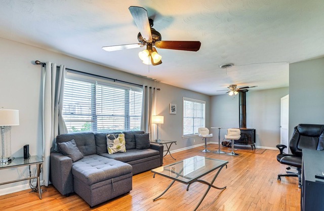 Denton Vacation Rental Near UNT & Downtown!