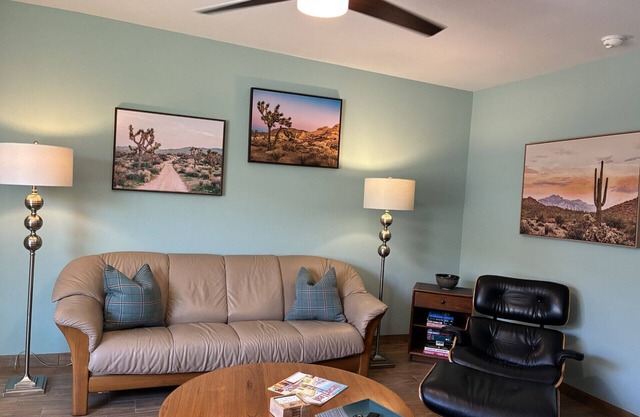 Desert Morada Casita K: 2 Bedroom 1 Bath Dog Friendly maximum 2-NO OTHER PETS