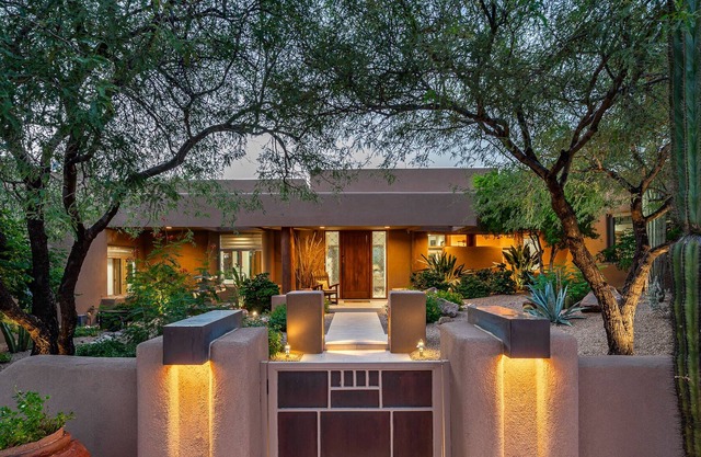 Desert Mountain Custom Home with incredible views, 5 min walk to Sonoran Fitness