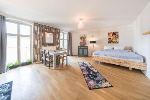 Design Apartments - "Potsdam West", 80