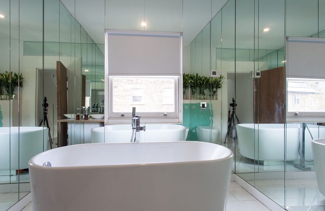 Designer 8 bed 300m2 central location 5 floors 2 gardens in Queen’s Park