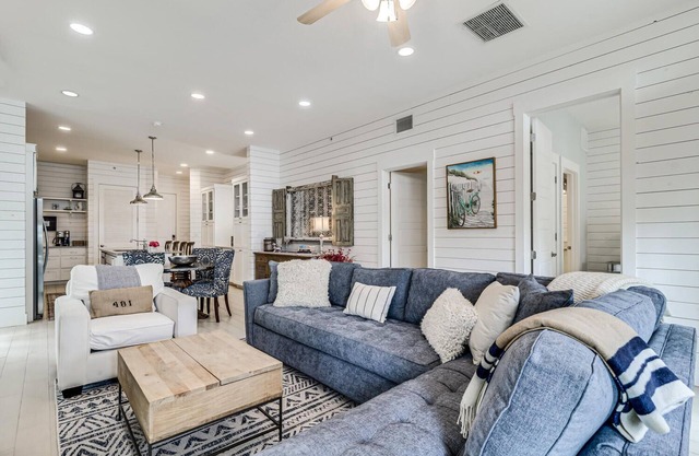 Designer Cinnamon Shore Condo w/Charm+Easy Access to Countless Amenities!