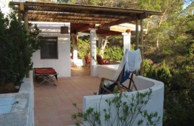 Detached house with garden near the beach