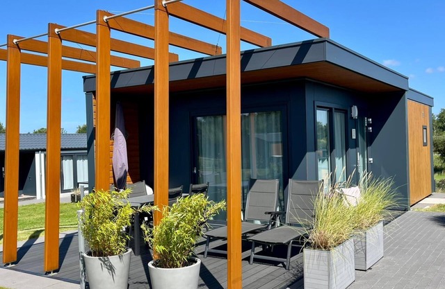 Detached vacation home Chalet Relax-Inn with lake view and modern furnishings