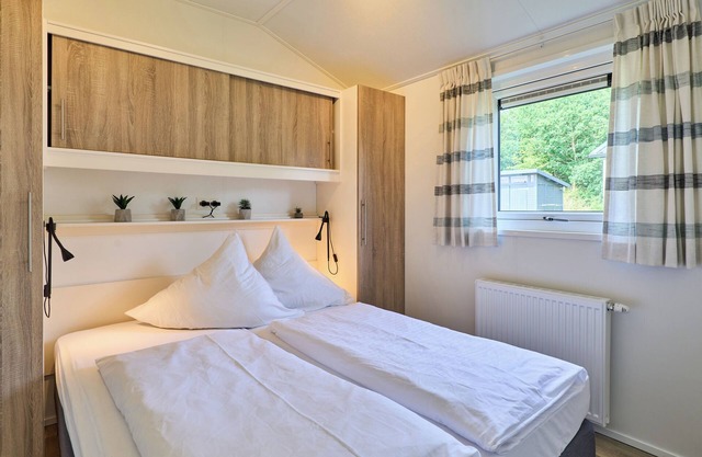 Detached vacation home Sonneninsel with terrace, close to the lake