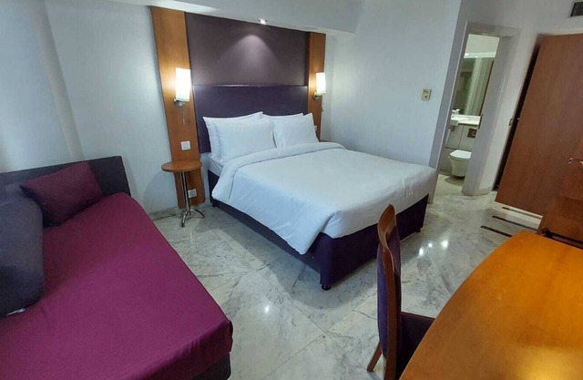 DEVENTURE HOTEL