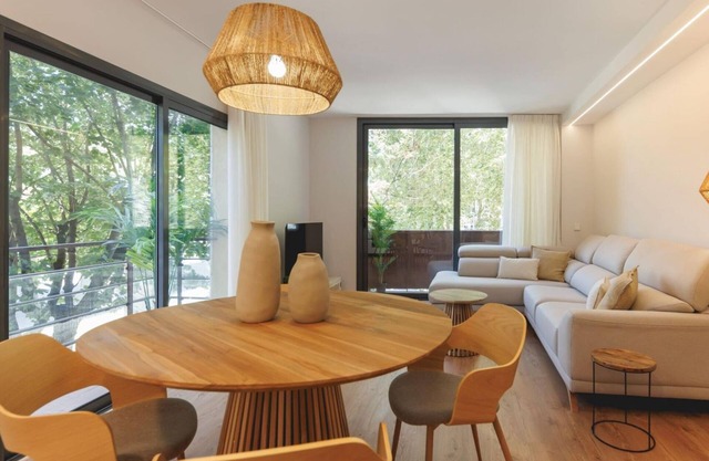 Devesa - Holiday Apartment Rental in Girona | Bravissimo