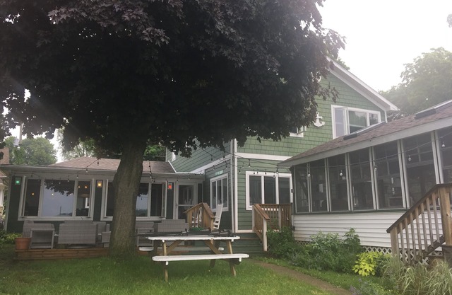 Diamond Lake Vacation Home - Perfect for Notre Dame Weekends