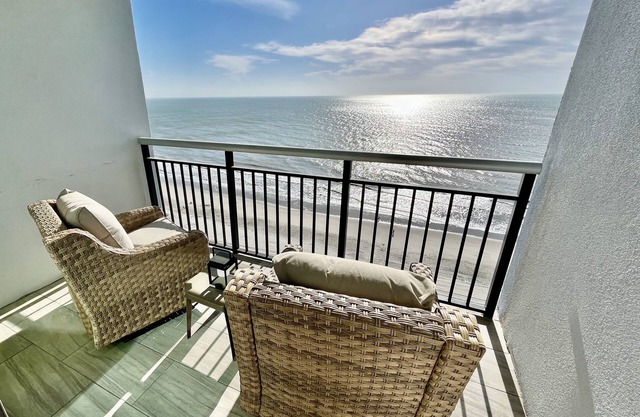 Direct Ocean View Condo on Boardwalk Steps From Beach - Indoor & Outdoor Pools