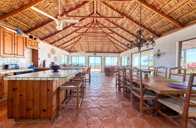 Directly on the Ocean in Cabo Pulmo with A/C!