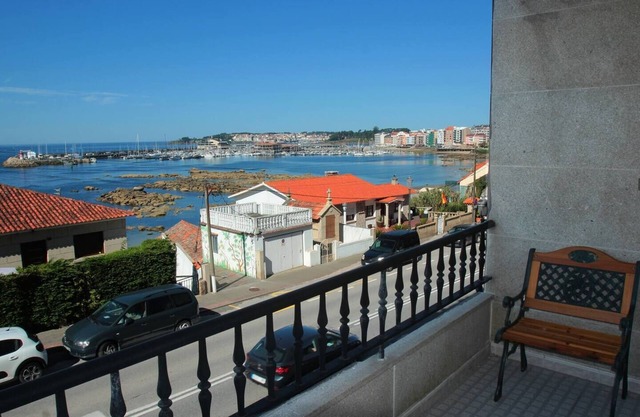 Disconnectsengalicia Mantela, marina views, 20m beach