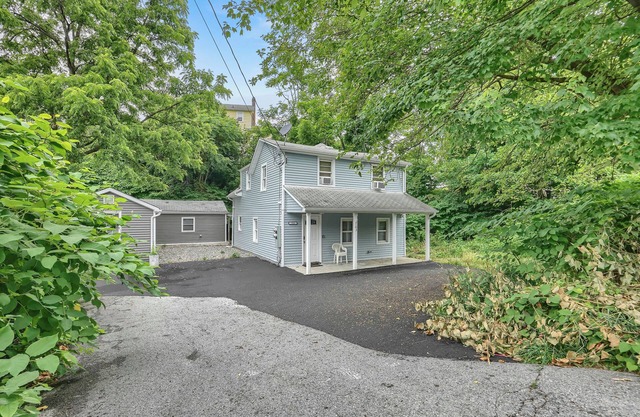 Discover Nature’s Glory! Perfect Family Home