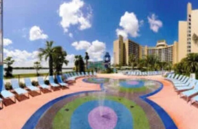 Disney's Bay Lake Tower nMagic Kingdom Theme Park View n