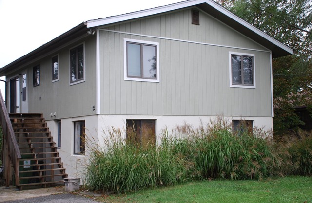 Ditch Plains Beach Home walk to beach, surfing and fishing