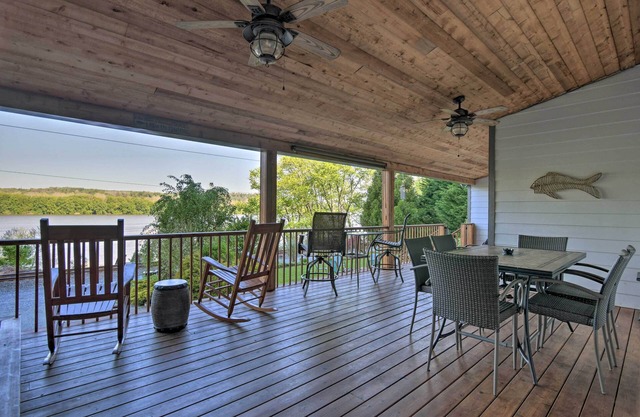 Dock & Hot Tub: Susquehanna River Retreat!
