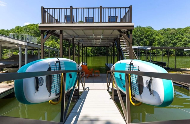 Dockside Dreams-*Best Game/Movie Room at the Lake