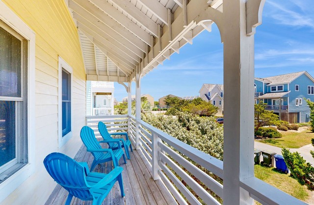 Dog-friendly 5BR with community poo & beach access
