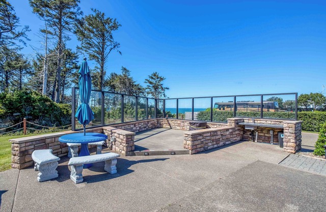Dog Friendly, Available with 50AMP, 30AMP, Water and Sewer hook up's, WiFi