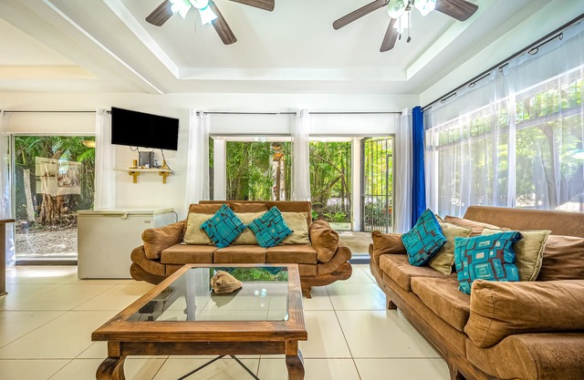 Dog-friendly beach house with private pool and TV lounge