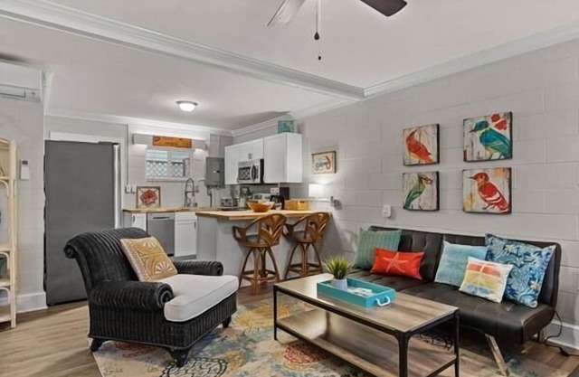 Dog-Friendly Beach Bungalow – Unwind at Hatfield’s Hideaway