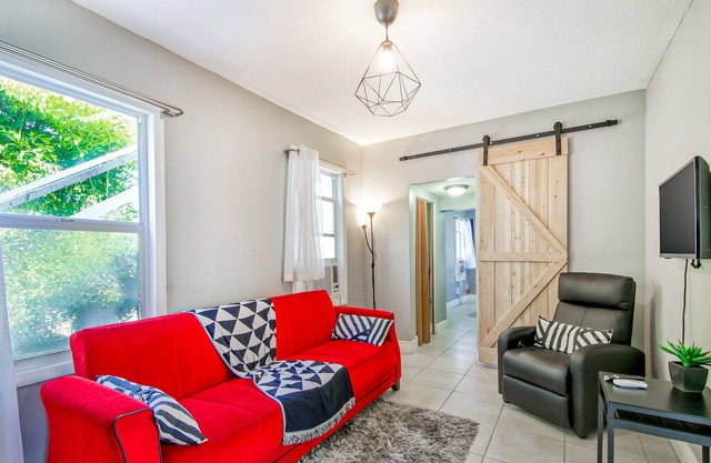 Dog-friendly condo with high-speed WiFi and partial AC - snowbirds welcome