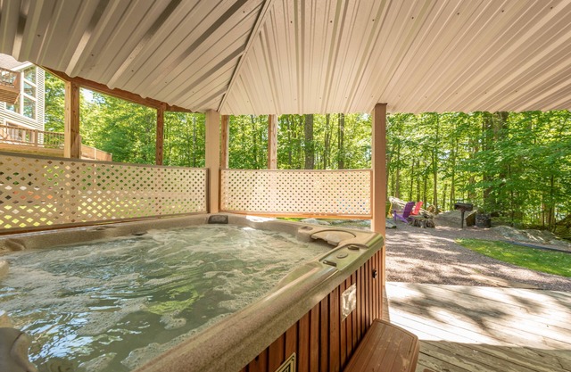 Dog Friendly Deep Creek Estate w/Fire Pit & Dock
