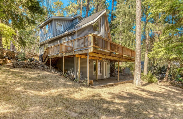 Dog-Friendly Getaway w/Deck, Grill & AC – Short Walk Downtown