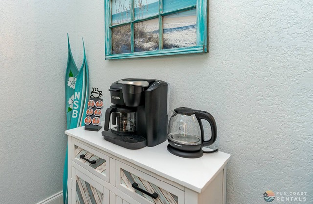 Dog Friendly Home w/Private Fenced Yard, Garage & Fire Pit. STEPS to the Beach!