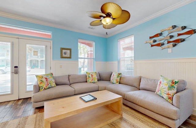 Dog-friendly home near beach with lagoon pool, hot tub, game room & pool table